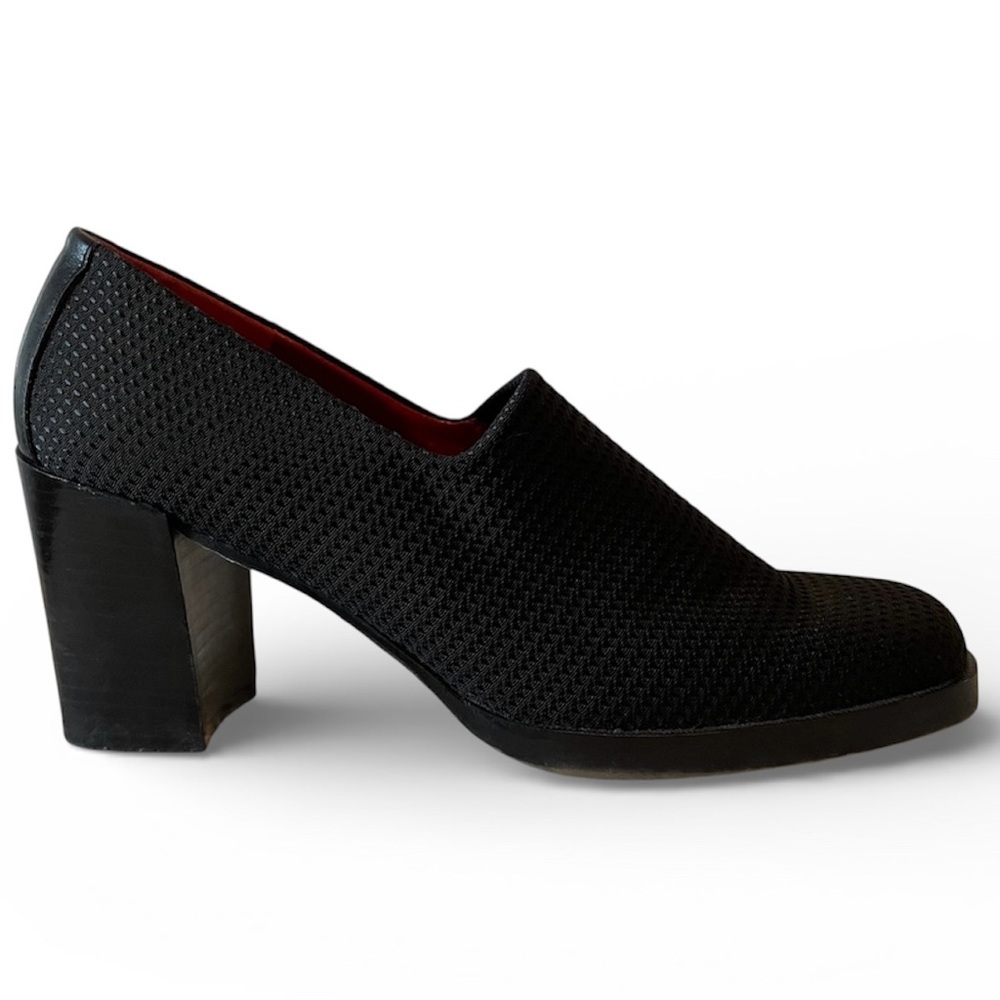 Donald Pliner Black Slip On Stacked Block Heels Shoes 9.5 NARROW